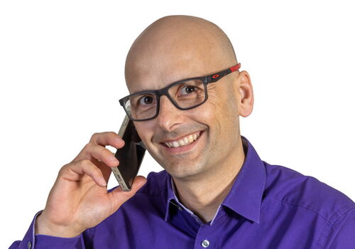 Kontakt Matthias Boden am Telefon